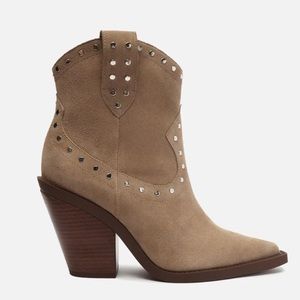 Arezzo Cowgirl Booties